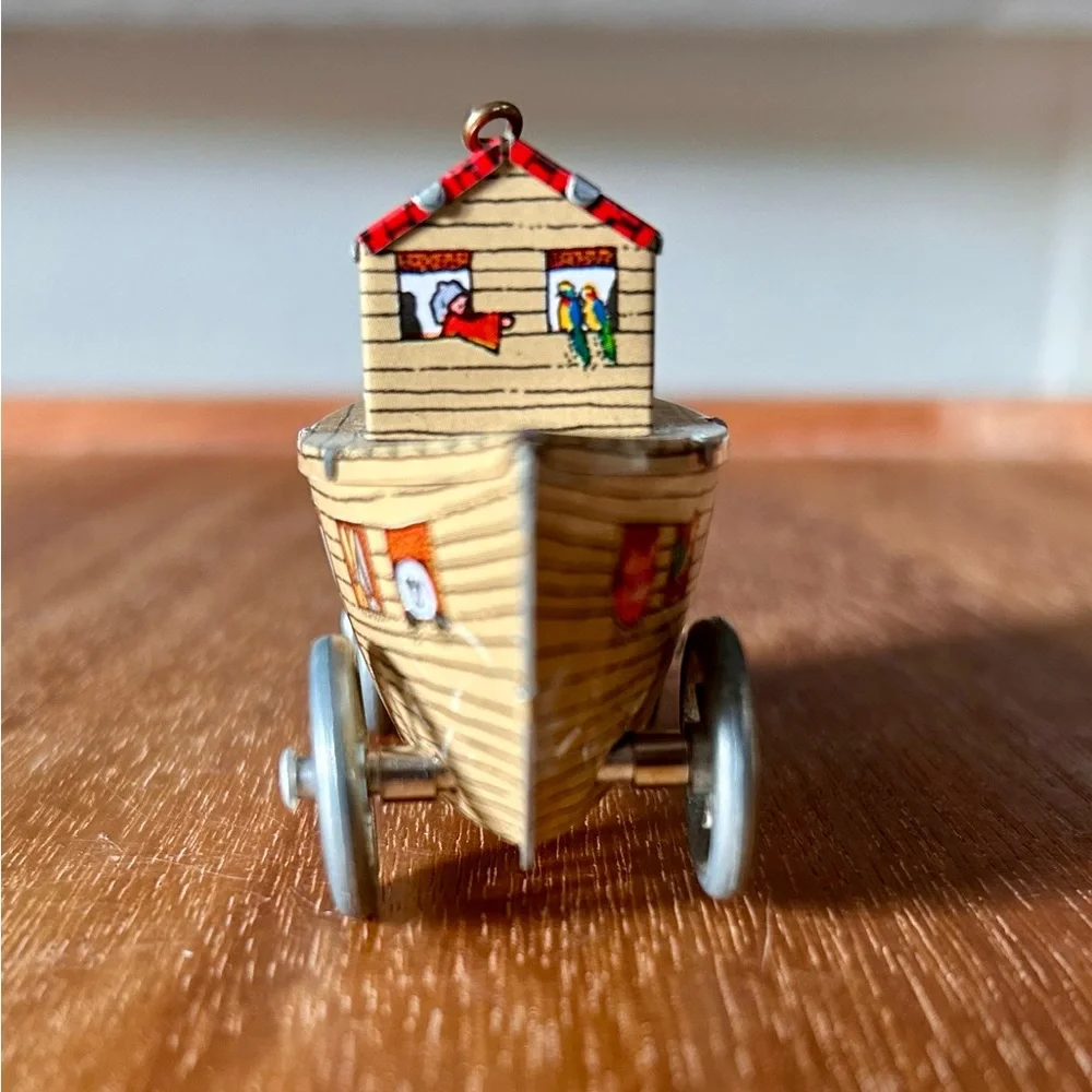 Vintage Hallmark Noah's Ark Collectible Metal Ornament 1988